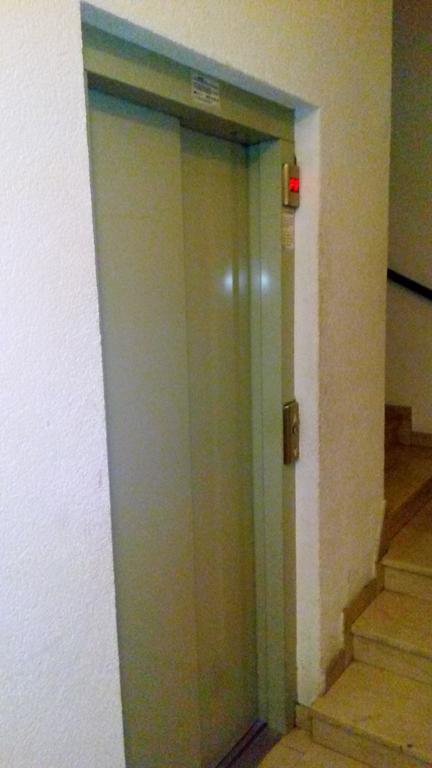 Apartment Viktor,Parking Osijek Luaran gambar
